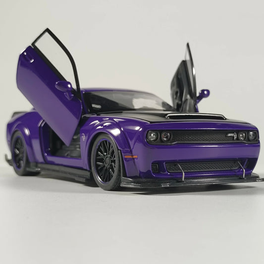 1:32 Dodge Challenger SRT Hellcat Redeye V8